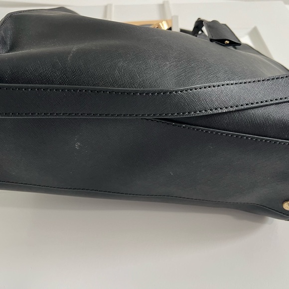 Michael Kors Women's Hamilton Saffiano Leather Medium Satchel - Picture 6 of 15